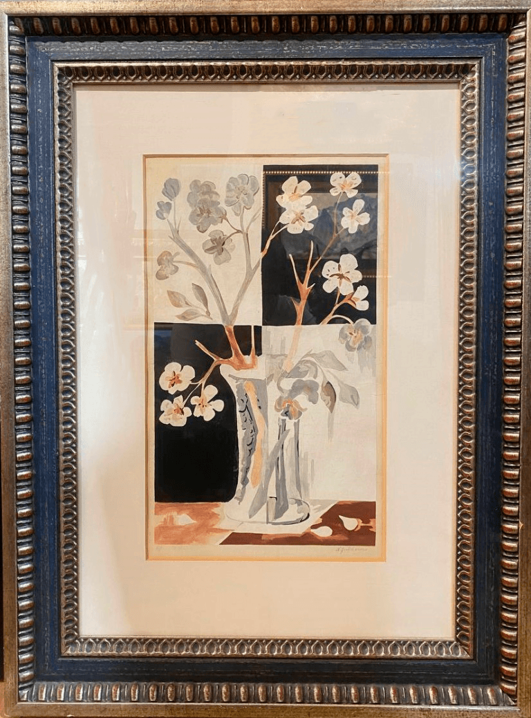 Цветущие ветки в вазе